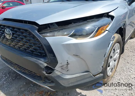 2023 Toyota Corolla Cross L z USA, uszkodzony, nr VIN 7MUAAAAG3PV056384